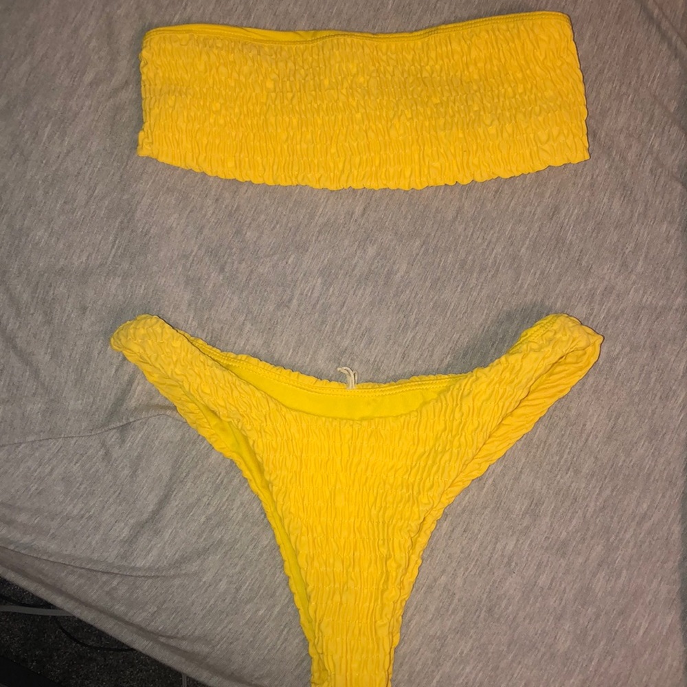 No brand yellow ribbed bikini